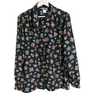 Vintage Women's Pendleton Long Sleeve Button Down Blouse. Size: 10